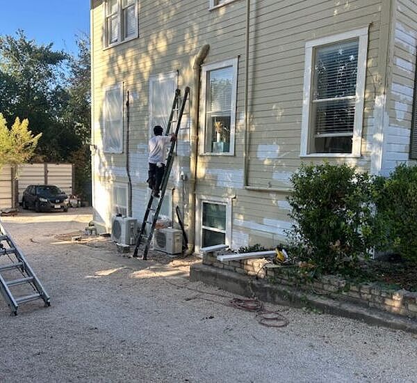 202510231720236_image5